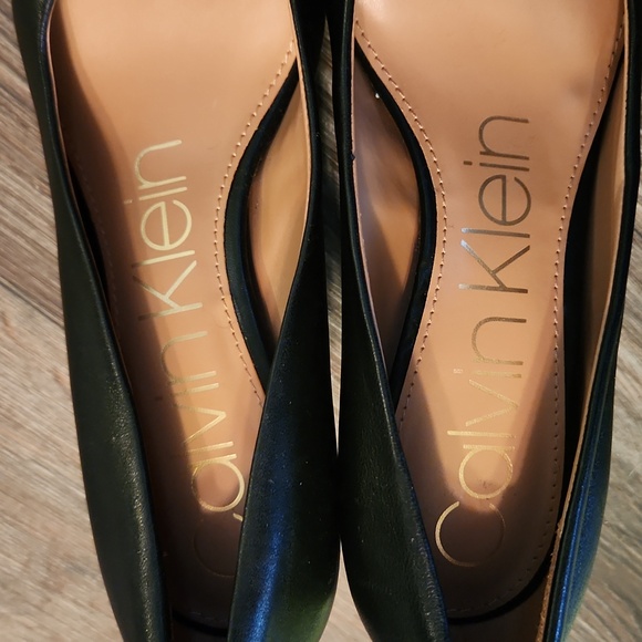 Calvin Klein Close-Toed Heels - Size 8 ***READ DESCRIPTION*** - Picture 3 of 6